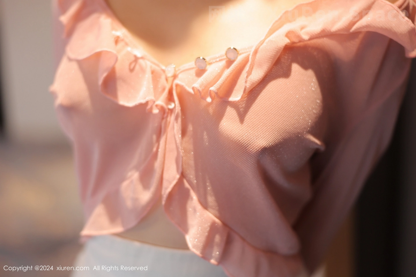 图片[3]-[XiuRen秀人网] VOL.9273 模特波巧酱浴室场景粉色上衣配超薄肉丝湿身秀惹火身材诱惑写真79P-秀人网官方网站